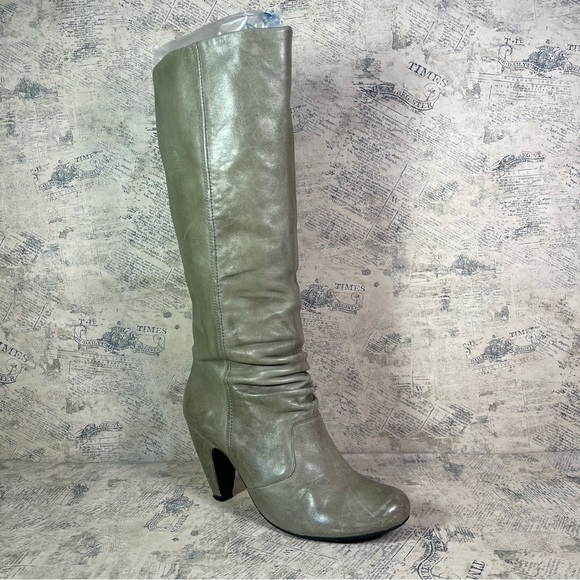 Miz Mooz Women's Shelley Boots - Picture 2 of 13